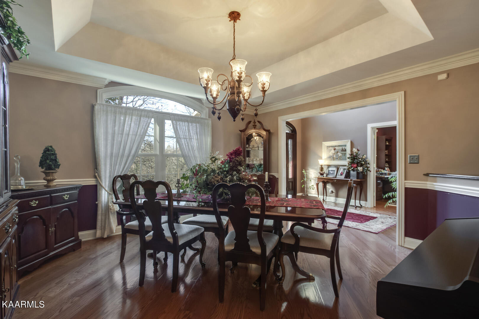 132 William Lane Oak Ridge, TN 37830 - Photo 8 of 59 08_WilliamLane_132_Dining02