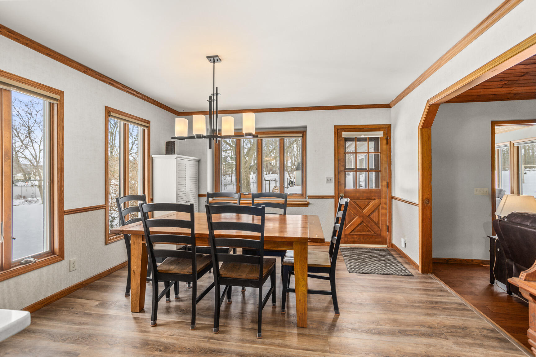 N70W23439 Prides Road Sussex, WI 53089 - Photo 7 of 36 Dining Area