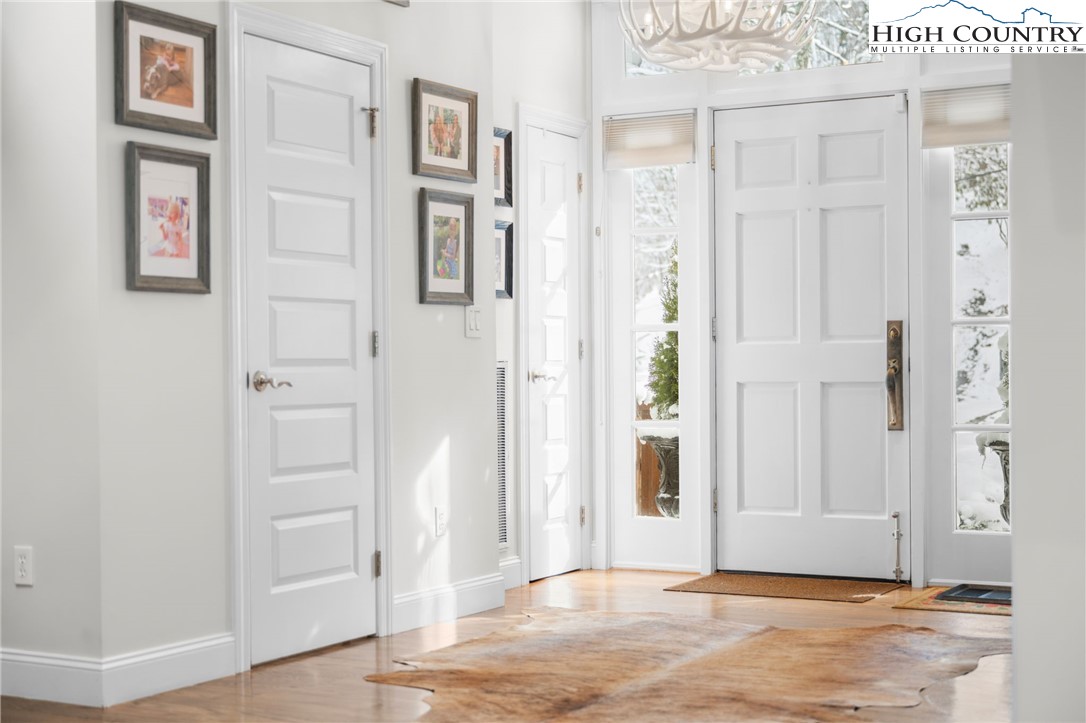 123 St Andrews Road Beech Mountain, NC 28604 - Photo 4 of 47