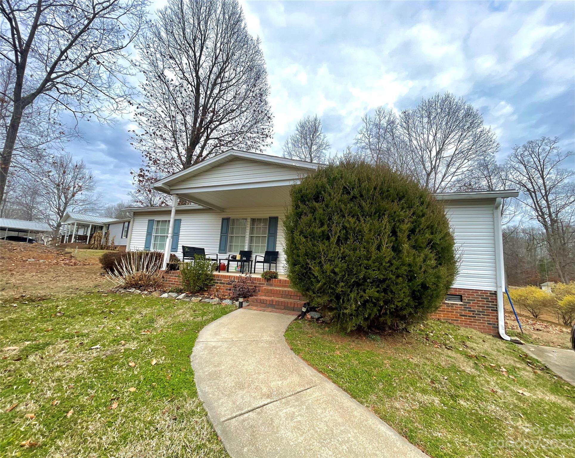 3736 Rene Lane Maiden, NC 28650 - Photo 2 of 20 Gallery Image 2