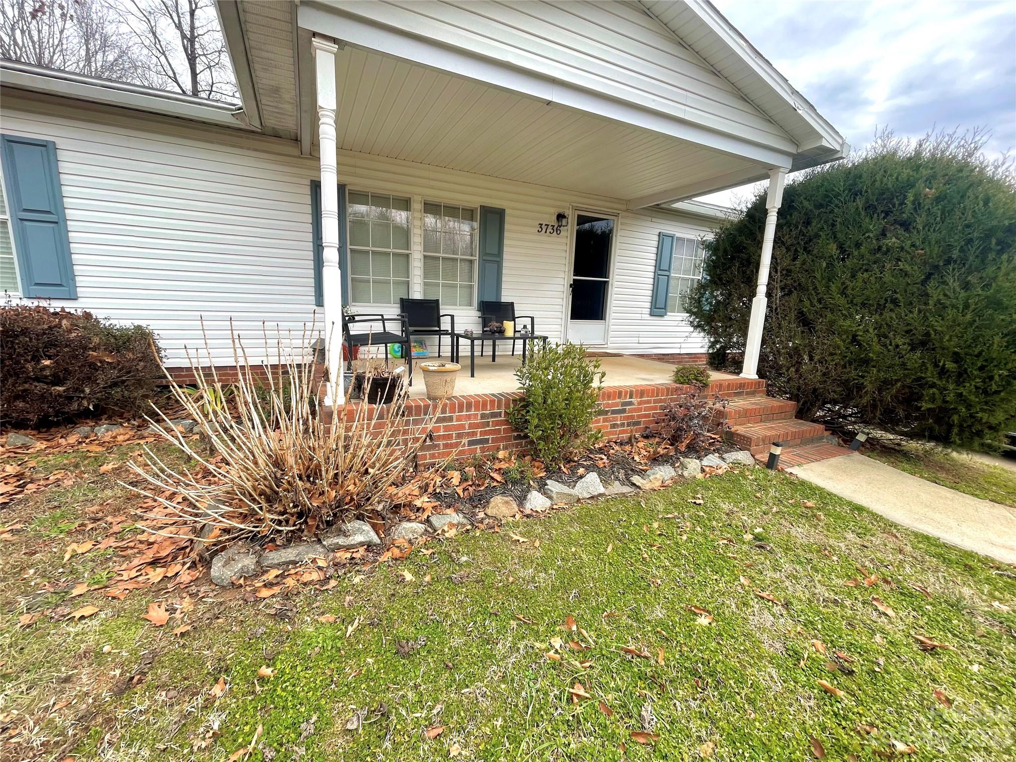 3736 Rene Lane Maiden, NC 28650 - Photo 3 of 20 Gallery Image 3