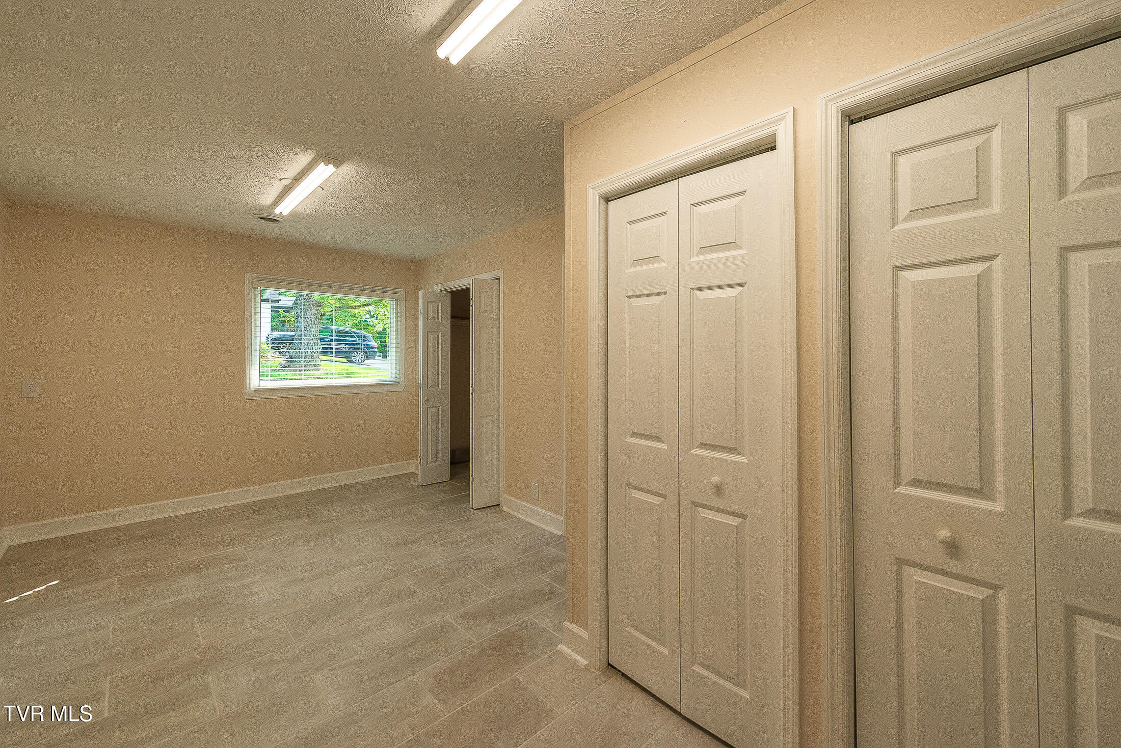 517 Forestdale Road Kingsport, TN 37660 - Photo 18 of 33 mudroom/laundry