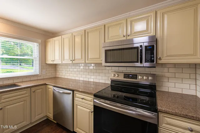 $455,000 | 517 Forestdale Road, Kingsport, TN 37660