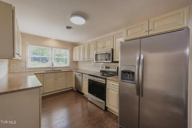 $455,000 | 517 Forestdale Road, Kingsport, TN 37660