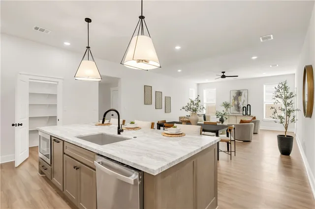 $2,995 | 4002 Etonbury Avenue, College Station, TX 77845