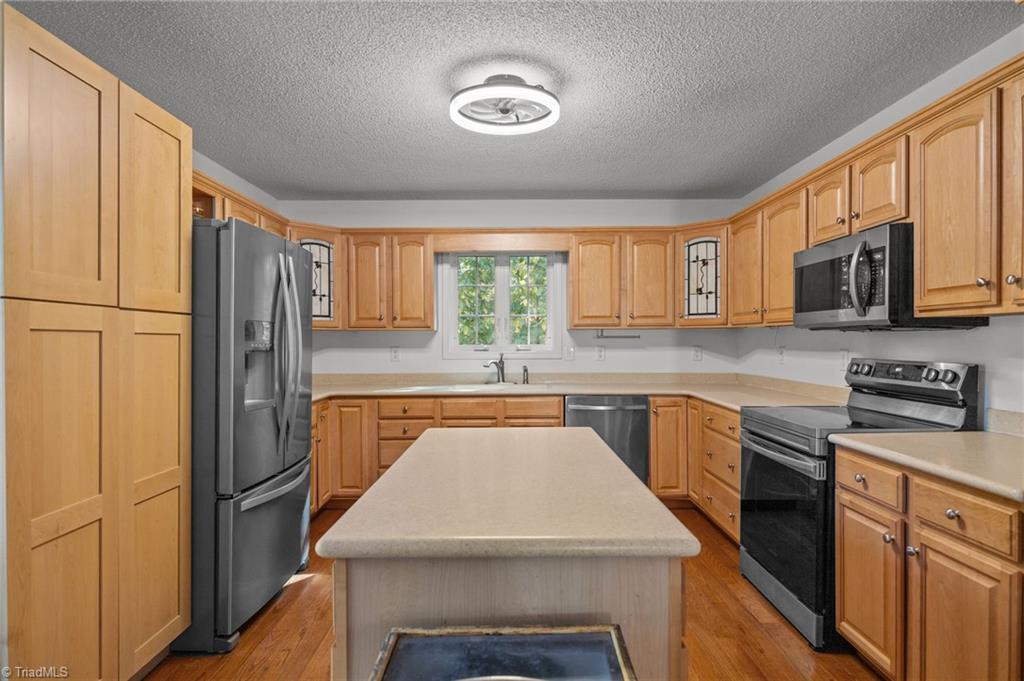 5172 Jordan Valley Road Trinity, NC 27370 - Photo 18 of 50 Kitchen
