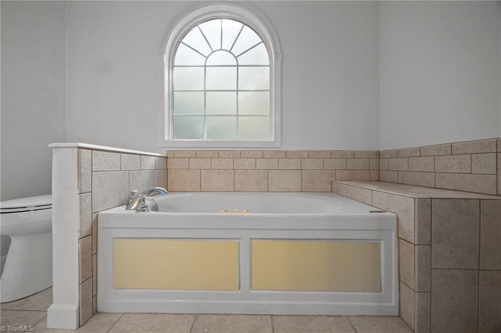 5172 Jordan Valley Road Trinity, NC 27370 - Photo 25 of 50 Primary Bathroom