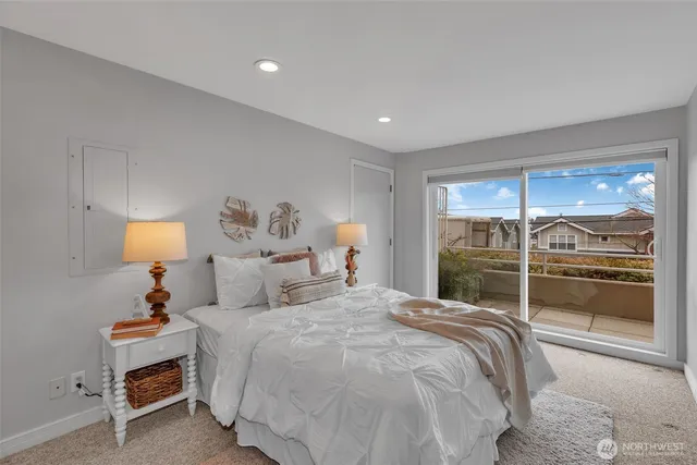 $739,900 | 1231 5th Avenue North, Unit 101, Seattle, WA 98109