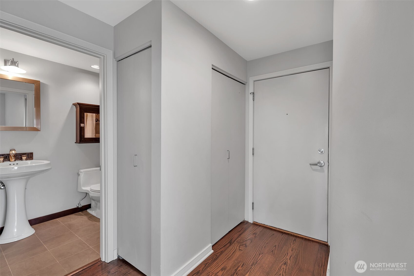 1231 5th Avenue North, Unit 101 Seattle, WA 98109 - Photo 20 of 31