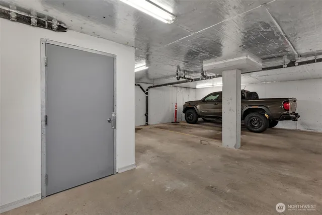 $739,900 | 1231 5th Avenue North, Unit 101, Seattle, WA 98109