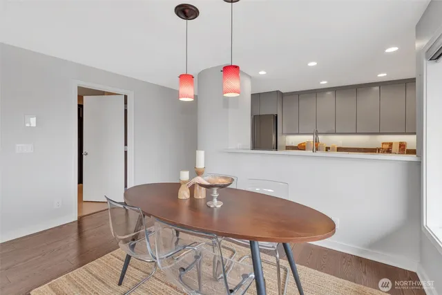 $739,900 | 1231 5th Avenue North, Unit 101, Seattle, WA 98109