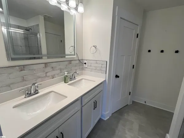 $1,850 | 267 Dalmatian Drive, Spartanburg, SC 29307