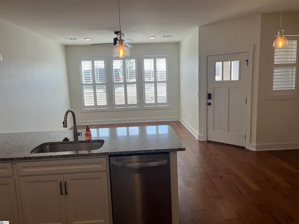 $1,850 | 267 Dalmatian Drive, Spartanburg, SC 29307