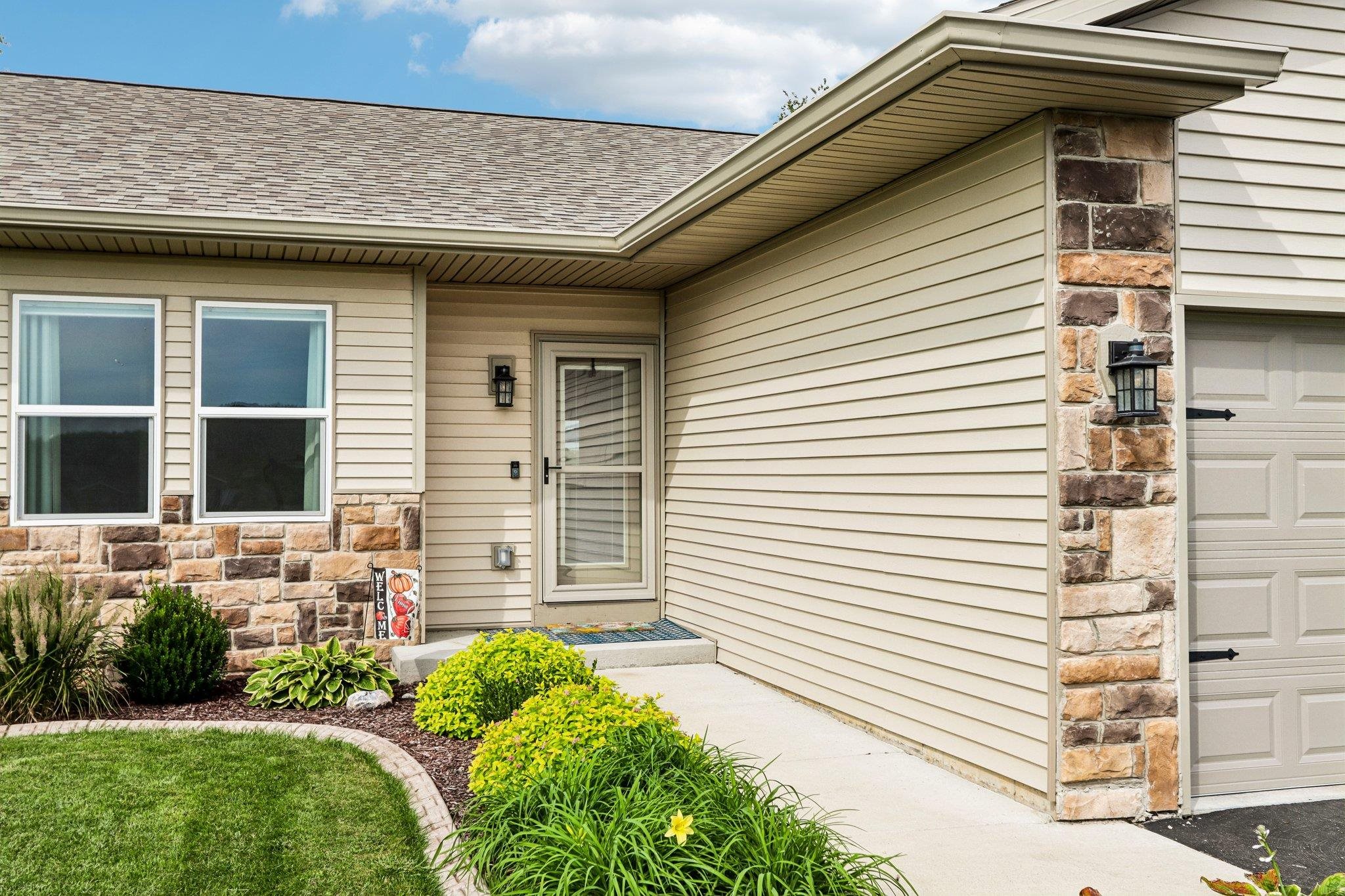 11311 North Ricky Edgerton, WI 53534 - Photo 4 of 49 Gallery Image 4