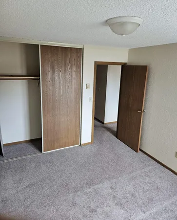 $735 | 511 Carolina Avenue, Unit 4, Hoffman, MN 56339