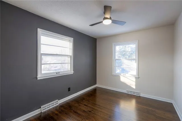 $314,900 | 6905 Sycamore Avenue, Kansas City, MO 64133