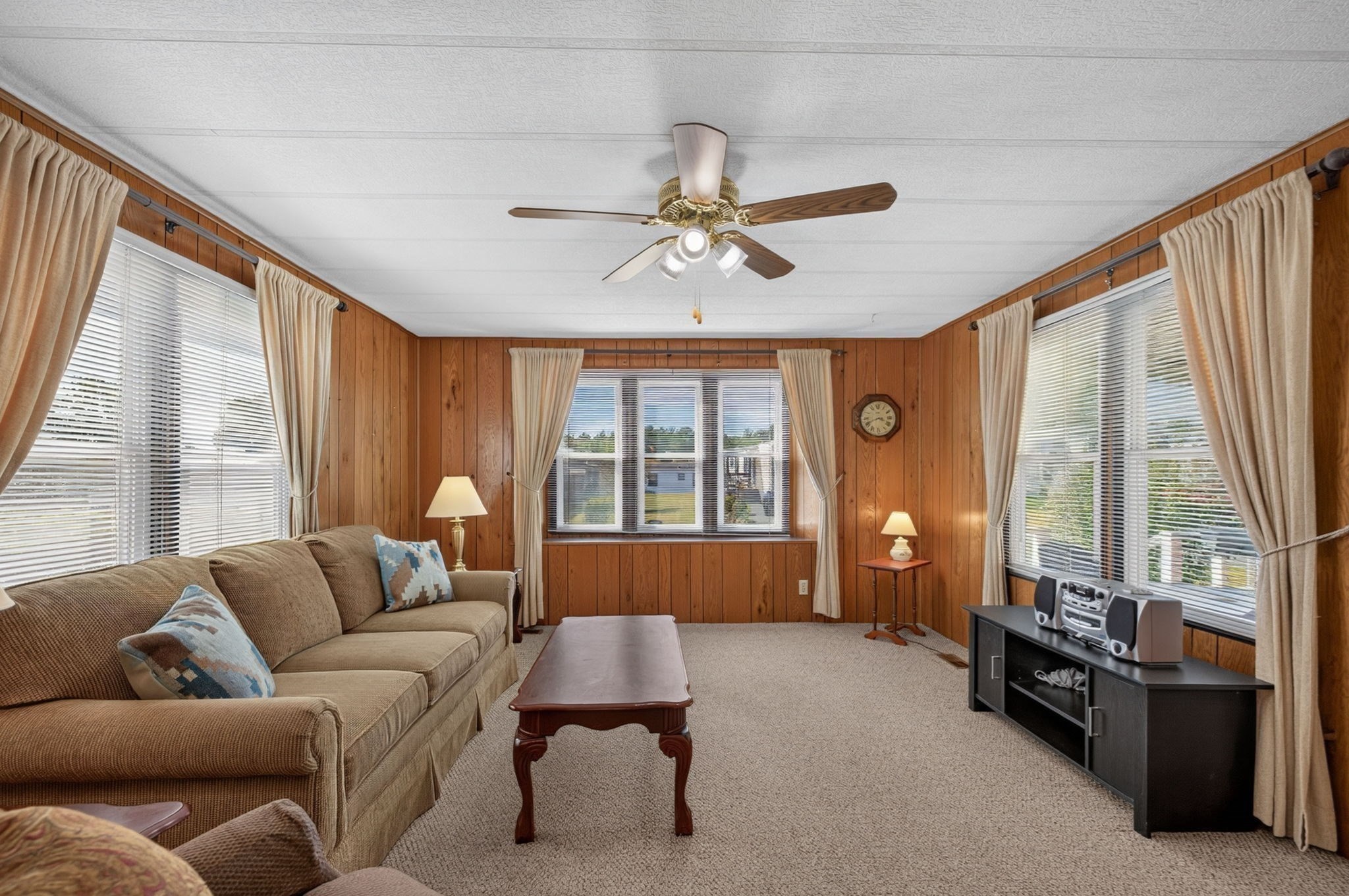 151 Easy Street Raynham, MA 02767 - Photo 6 of 31 Gallery Image 6