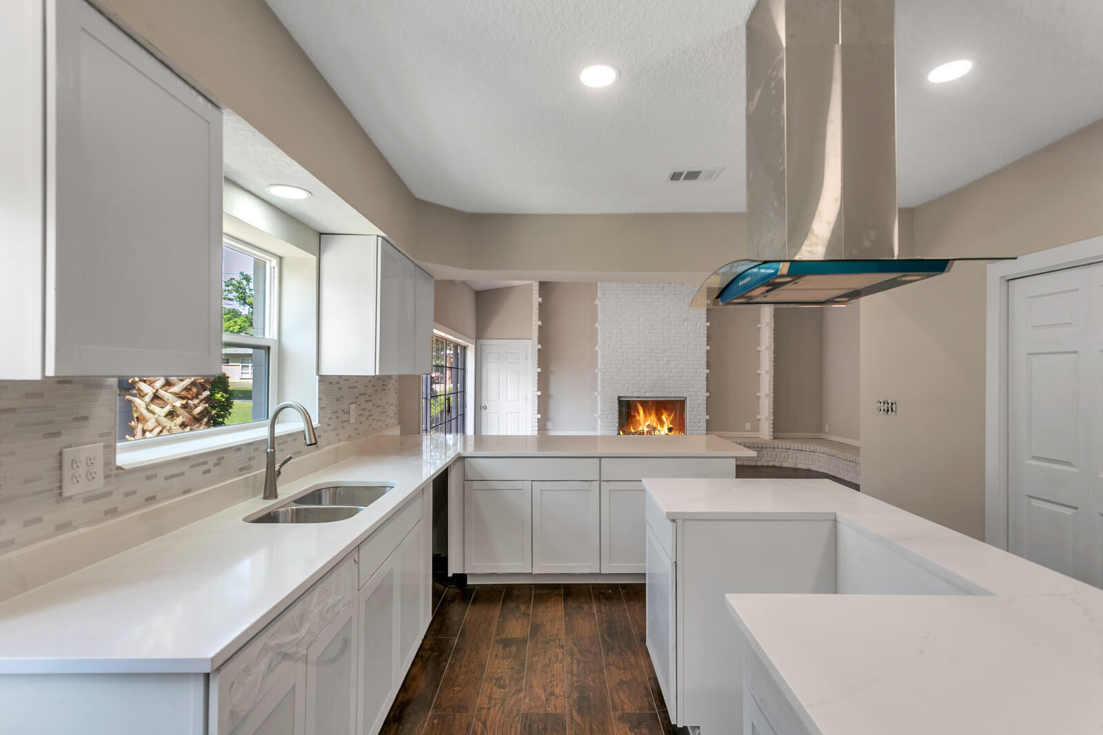 2978 Alonso Road Jacksonville, FL 32216 - Photo 12 of 34 Kitchen