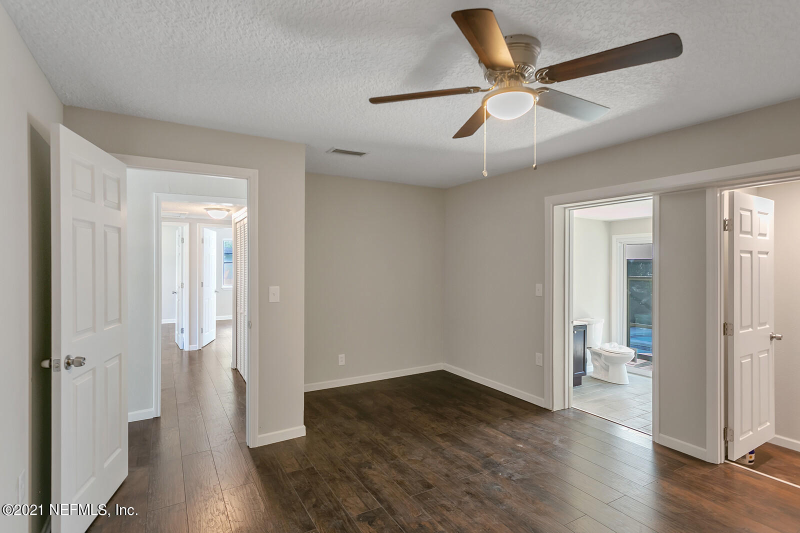 2978 Alonso Road Jacksonville, FL 32216 - Photo 18 of 34 Owner's Suite