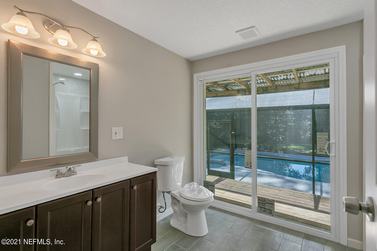 2978 Alonso Road Jacksonville, FL 32216 - Photo 20 of 34 Owner's Suite