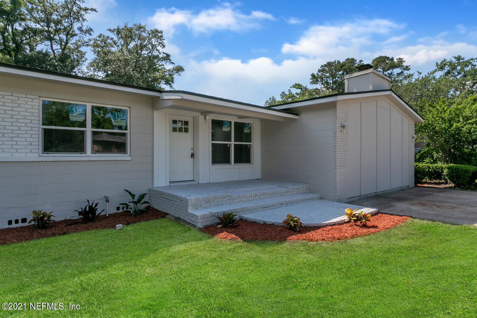 2978 Alonso Road Jacksonville, FL 32216 - Photo 4 of 34 Front of Home