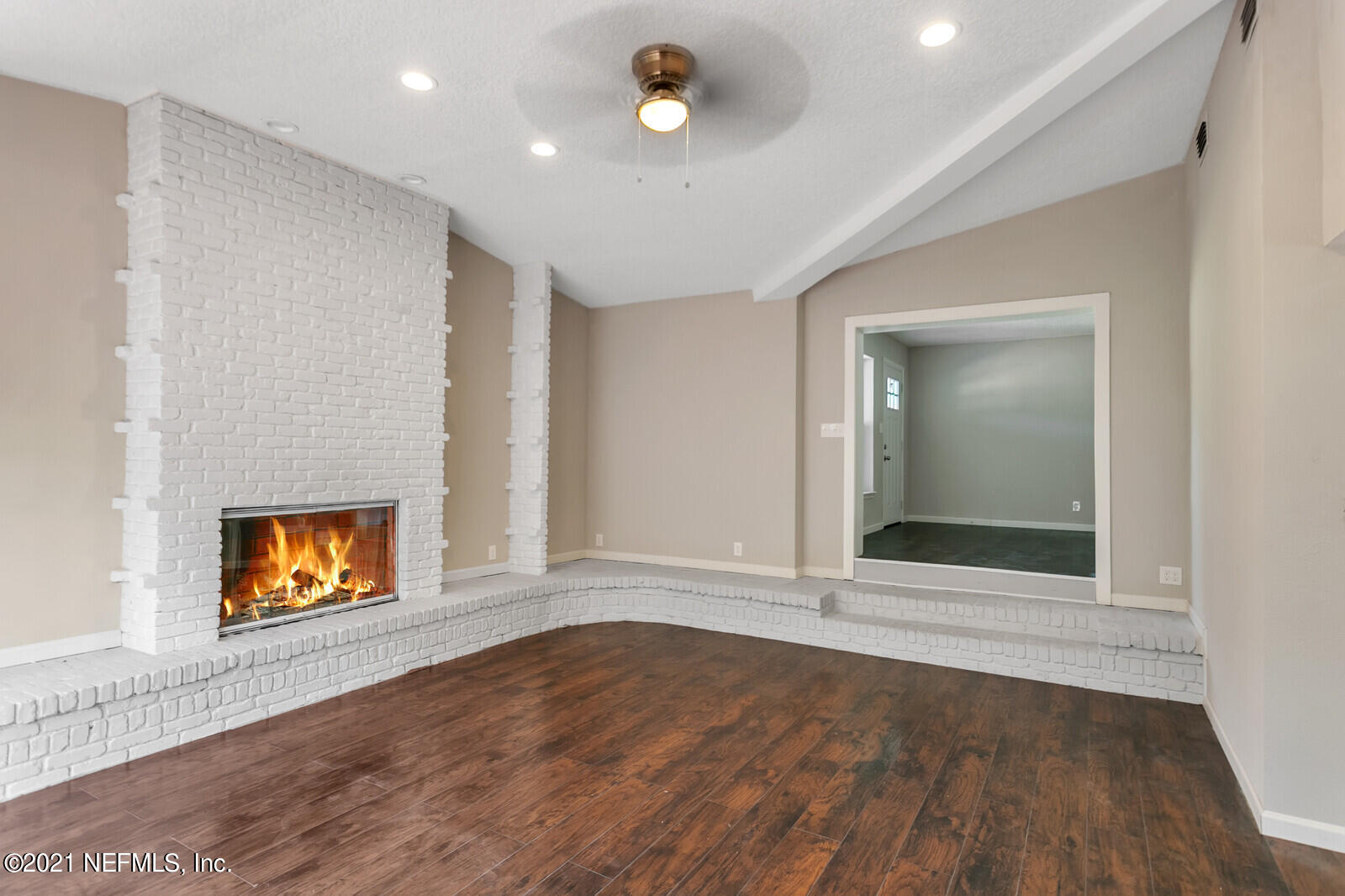 2978 Alonso Road Jacksonville, FL 32216 - Photo 7 of 34 Family Room