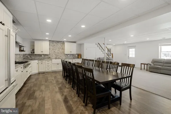 $325,000 | 159 Edgewood Drive, New Holland, PA 17557