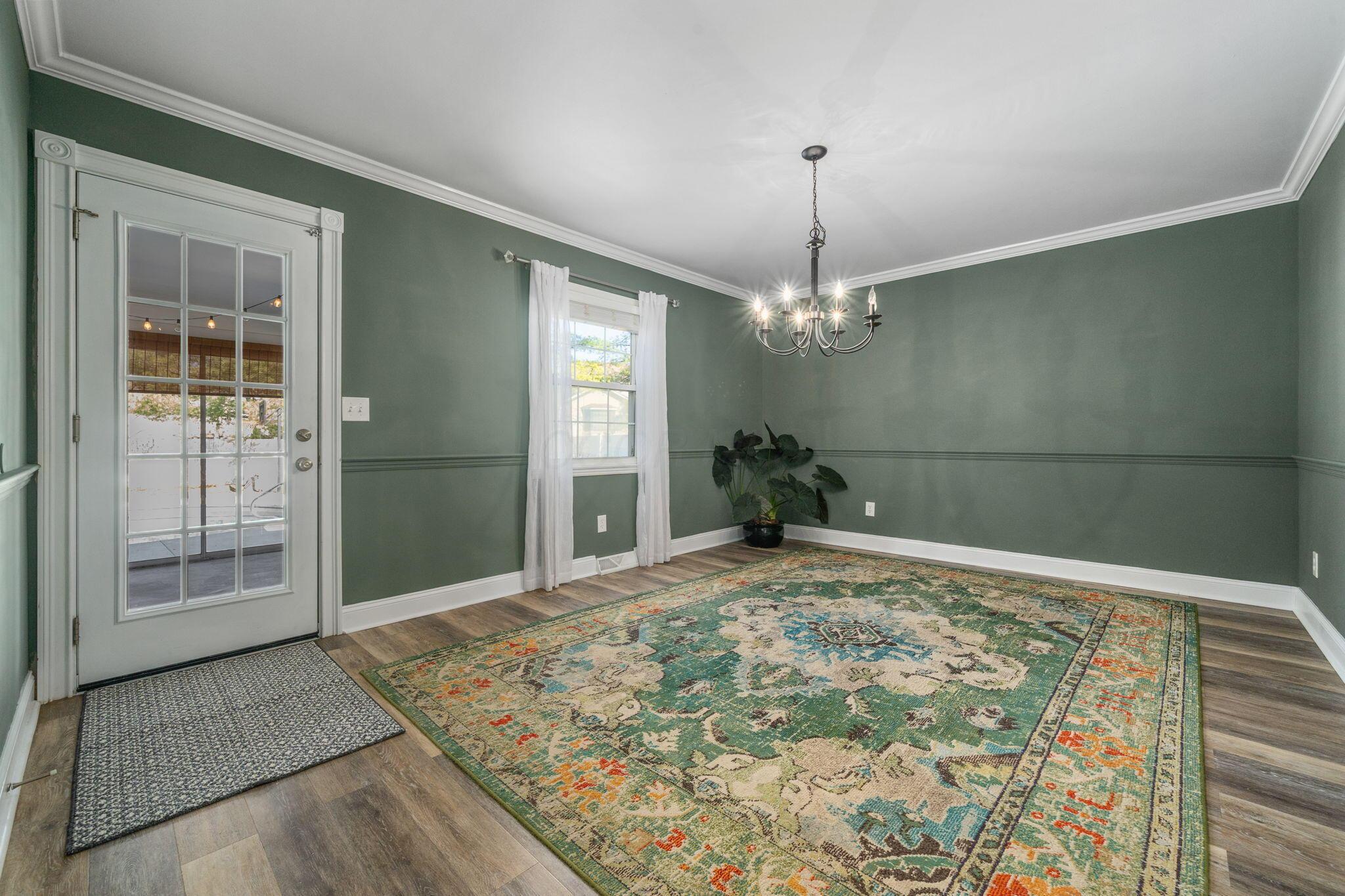 280 East Schrock Road Westerville, OH 43081 - Photo 16 of 72 Dining Room
