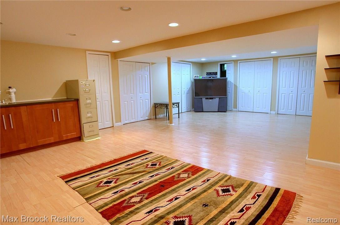 2482 Wickfield Road West Bloomfield, MI 48323 - Photo 30 of 40 Finished_Lower_Level_I.jpg