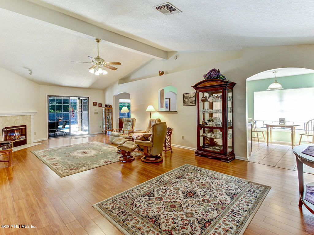 1875 Old Fleming Grove Road Fleming Island, FL 32003 - Photo 6 of 47 Living Room