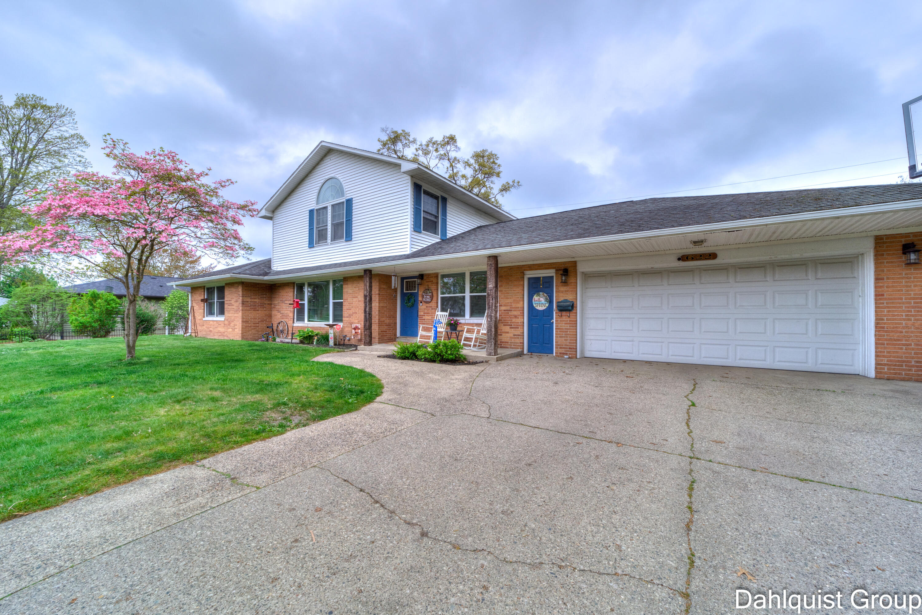 622 Pinewood Road Muskegon, MI 49445 - Photo 3 of 49 622 Pinewood (3 of 50)