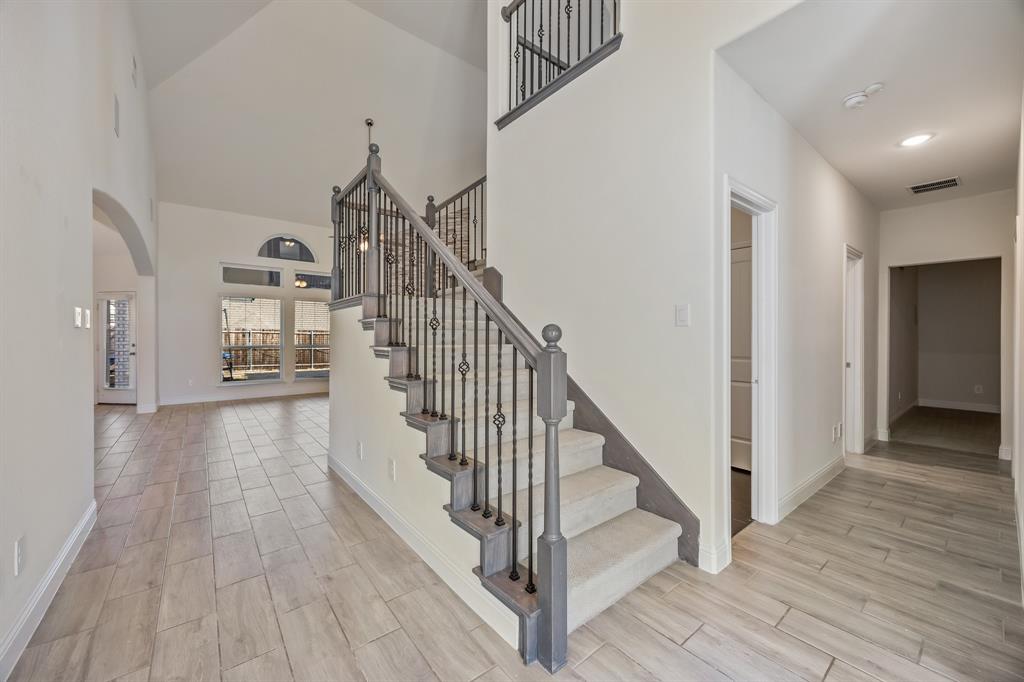 408 Piper Lane Fate, TX 75087 - Photo 4 of 40 Entryway