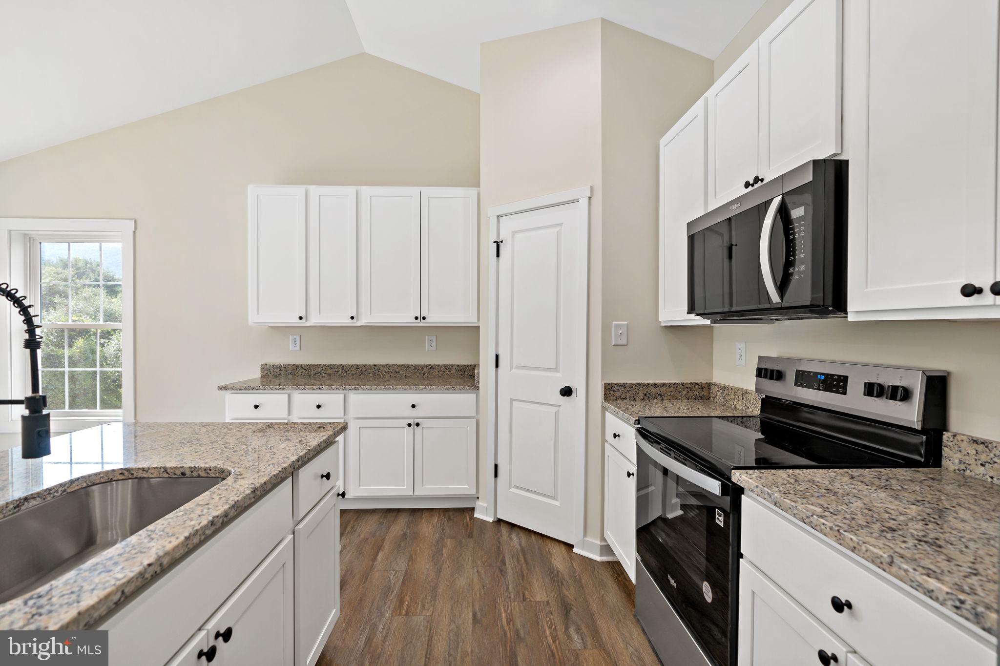 40 Mdg Berkeley Springs Berkeley Springs, WV 25411 - Photo 14 of 33