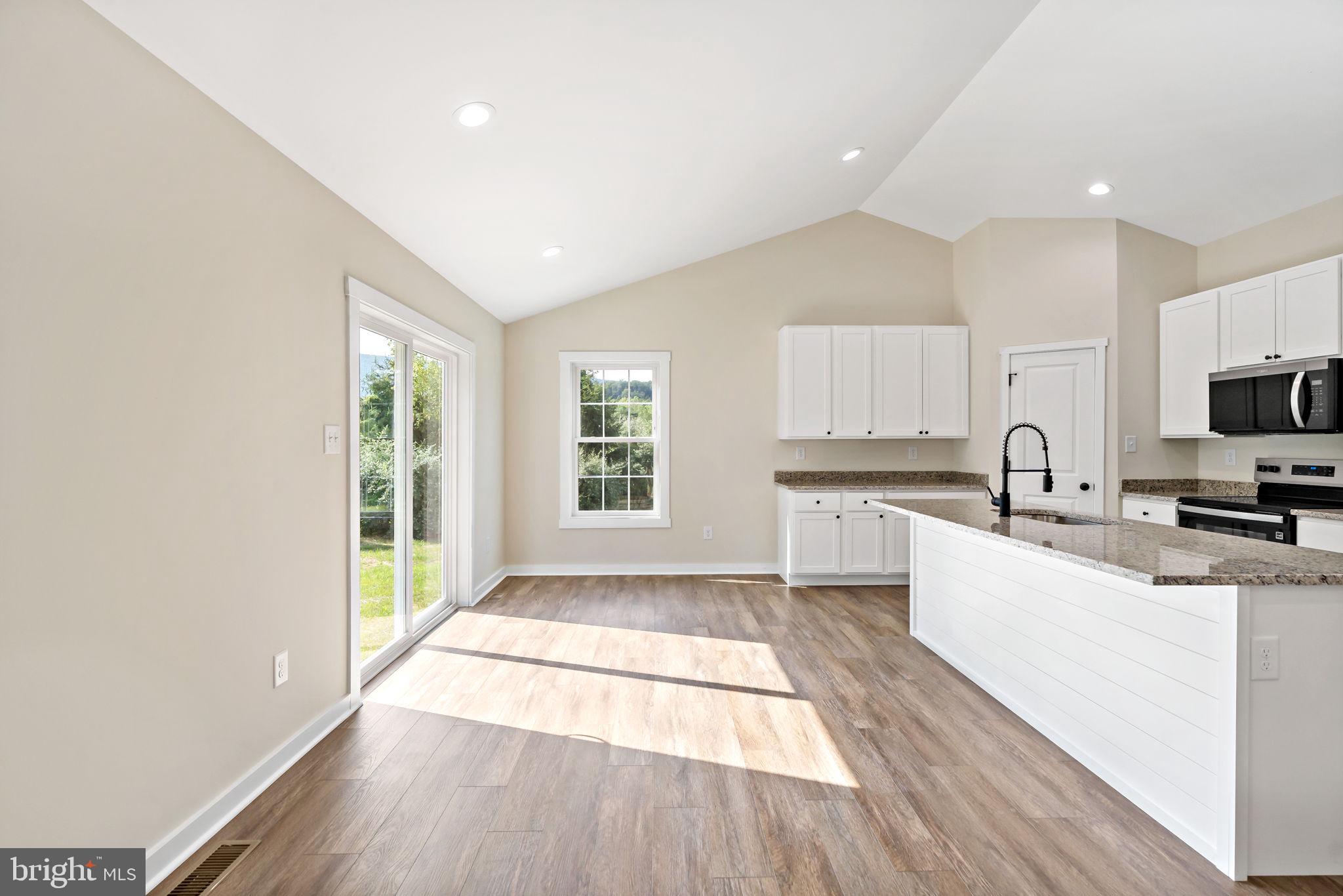 40 Mdg Berkeley Springs Berkeley Springs, WV 25411 - Photo 16 of 33