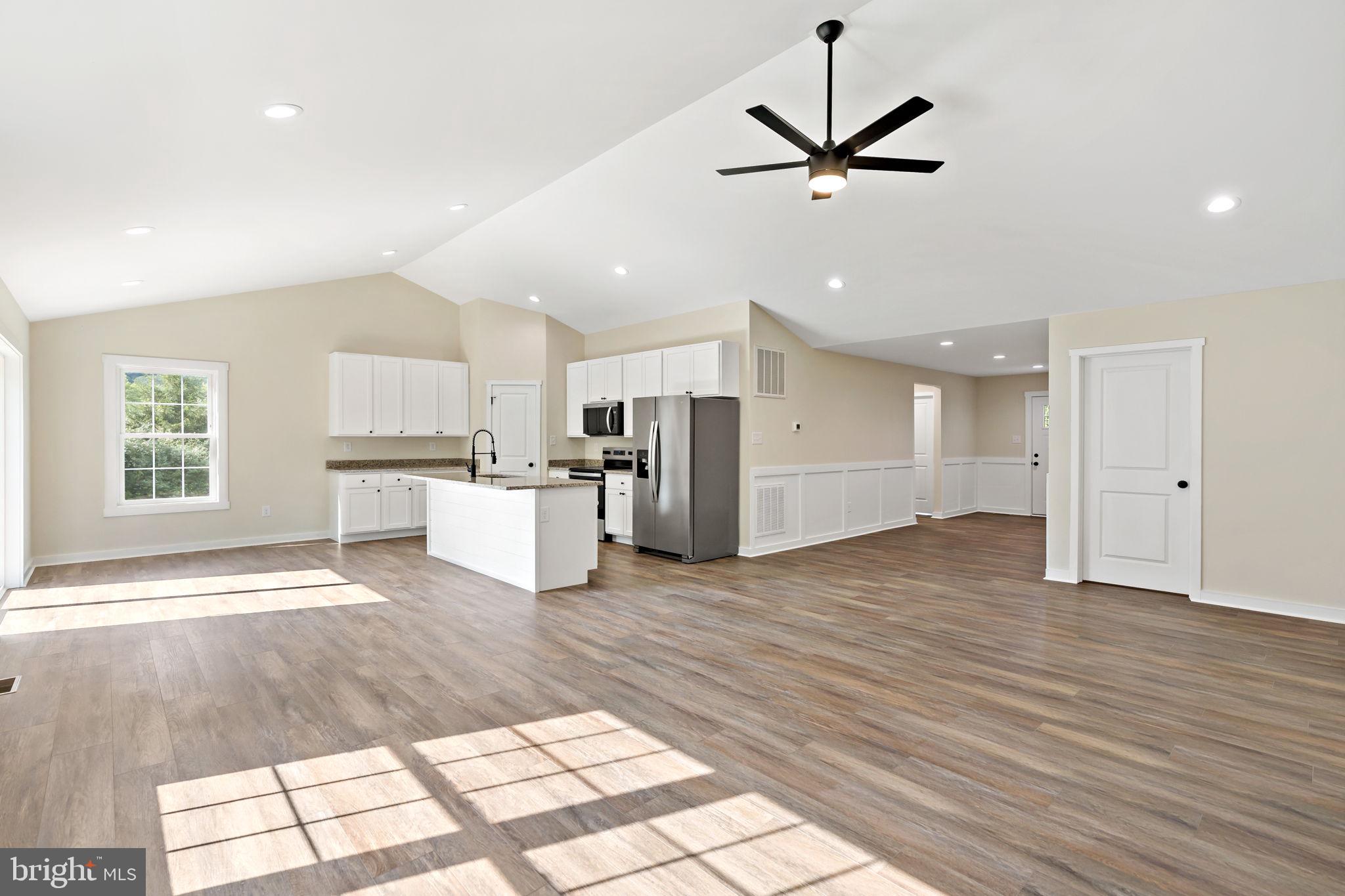 40 Mdg Berkeley Springs Berkeley Springs, WV 25411 - Photo 18 of 33