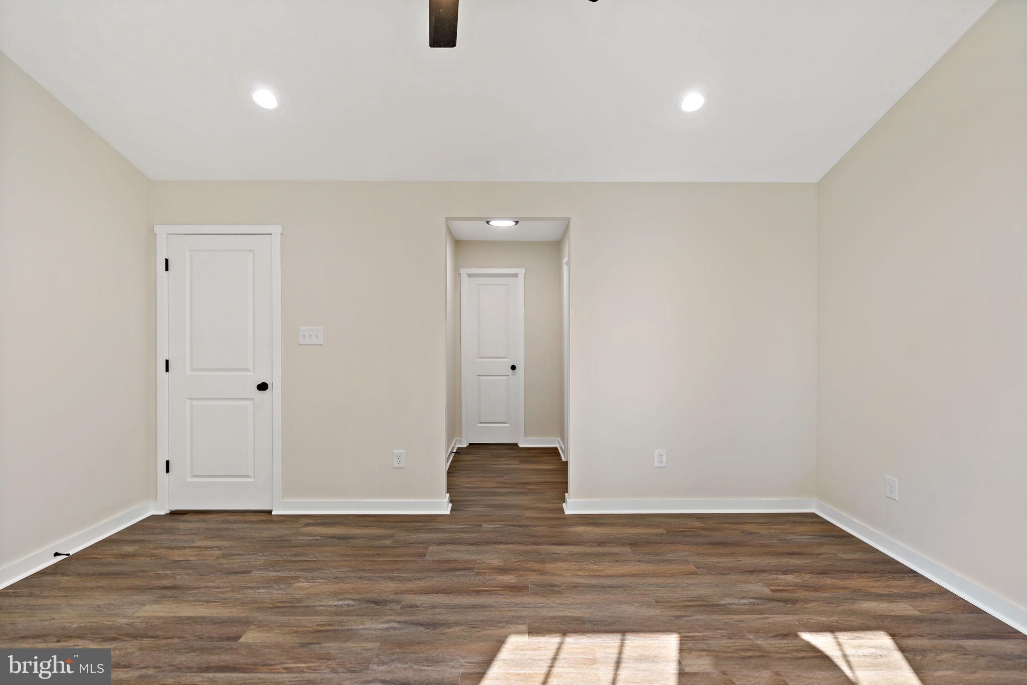 40 Mdg Berkeley Springs Berkeley Springs, WV 25411 - Photo 23 of 33