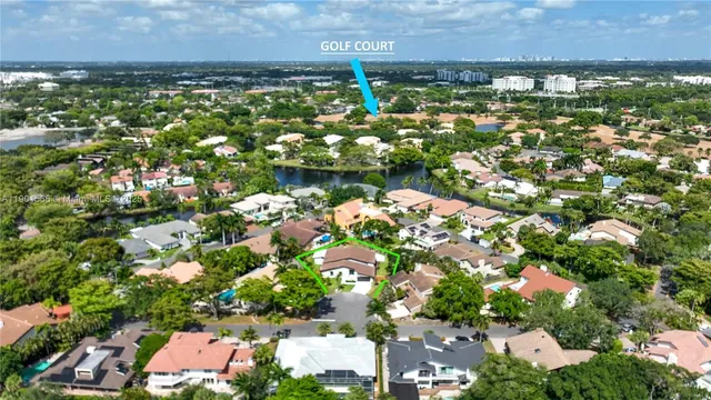 $1,890,000 | 842 West Coco Plum Circle, Plantation, FL 33324