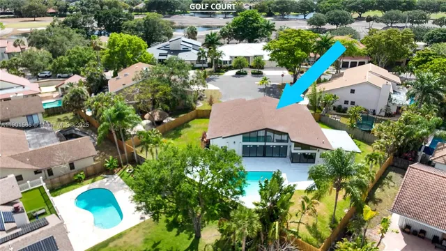 $1,890,000 | 842 West Coco Plum Circle, Plantation, FL 33324