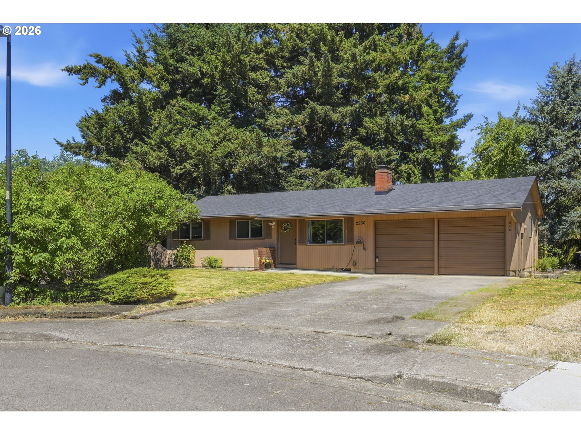 2250 West Irwin Way Eugene, OR 97402 - Photo 2 of 48