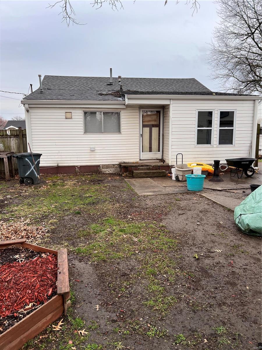 2641 Center Street Granite City, IL 62040 - Photo 11 of 13