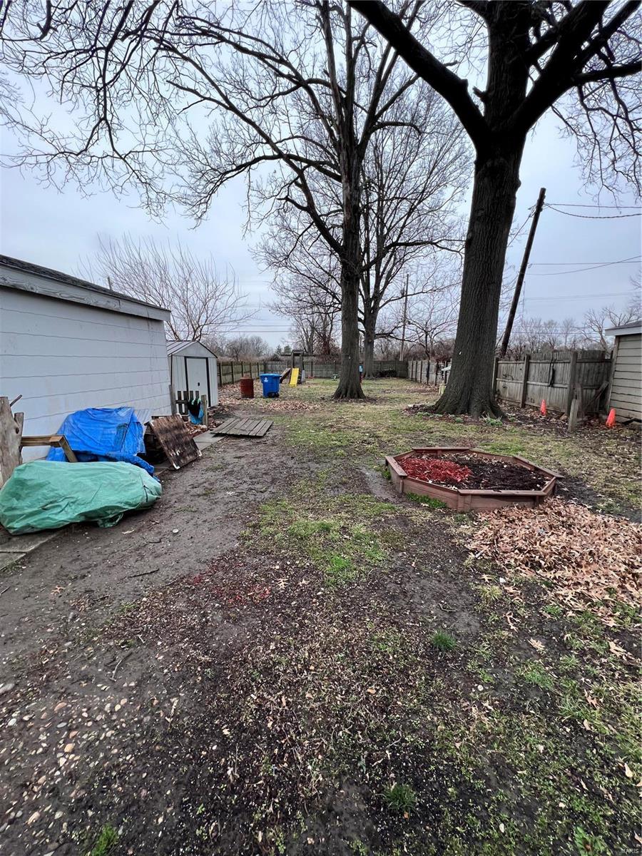 2641 Center Street Granite City, IL 62040 - Photo 12 of 13