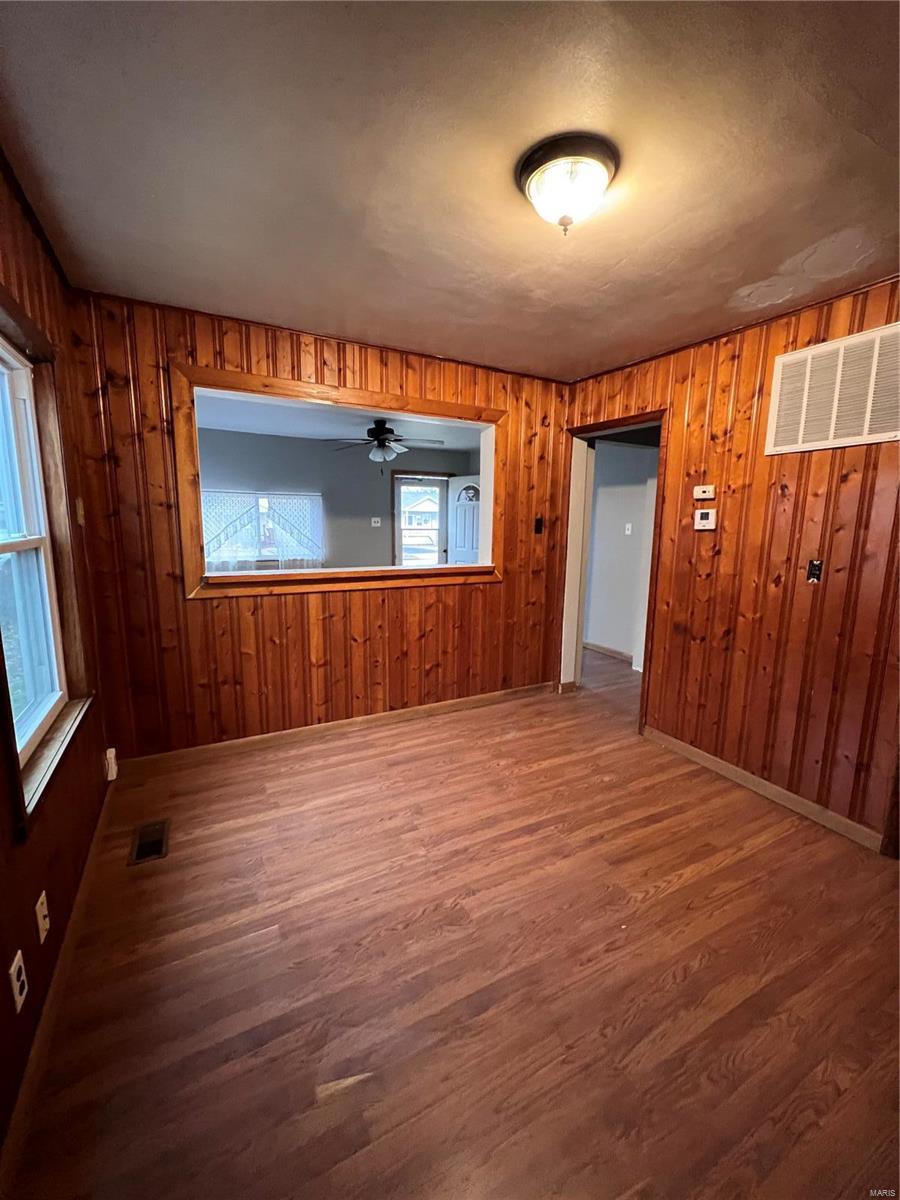 2641 Center Street Granite City, IL 62040 - Photo 4 of 13