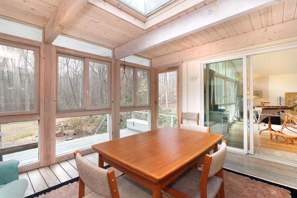 15 Indian Ridge Road Natick, MA 01760 - Photo 5 of 27 Gallery Image 5