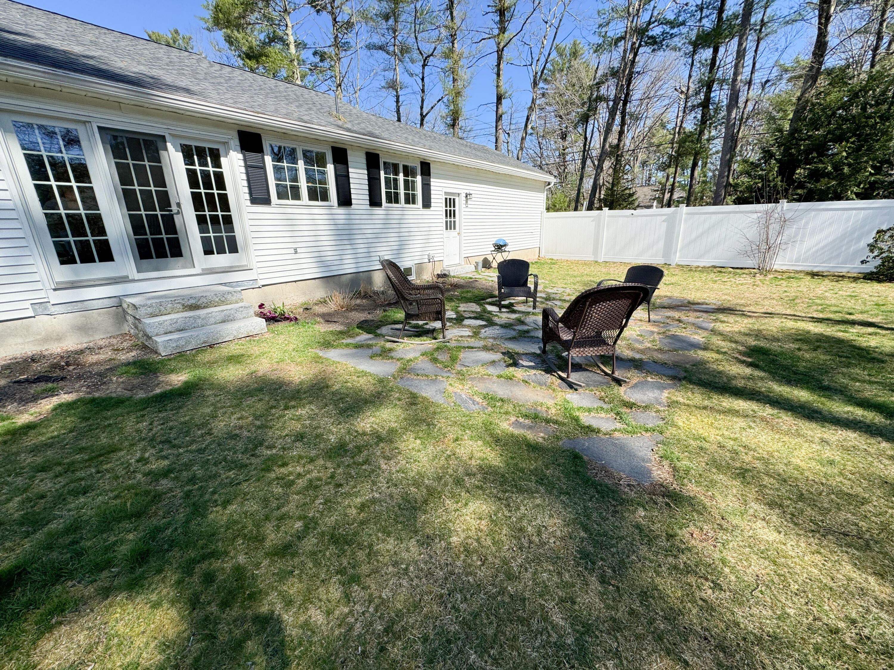 17 Oak Bluff Road Kennebunk, ME 04043 - Photo 12 of 50 Backyard