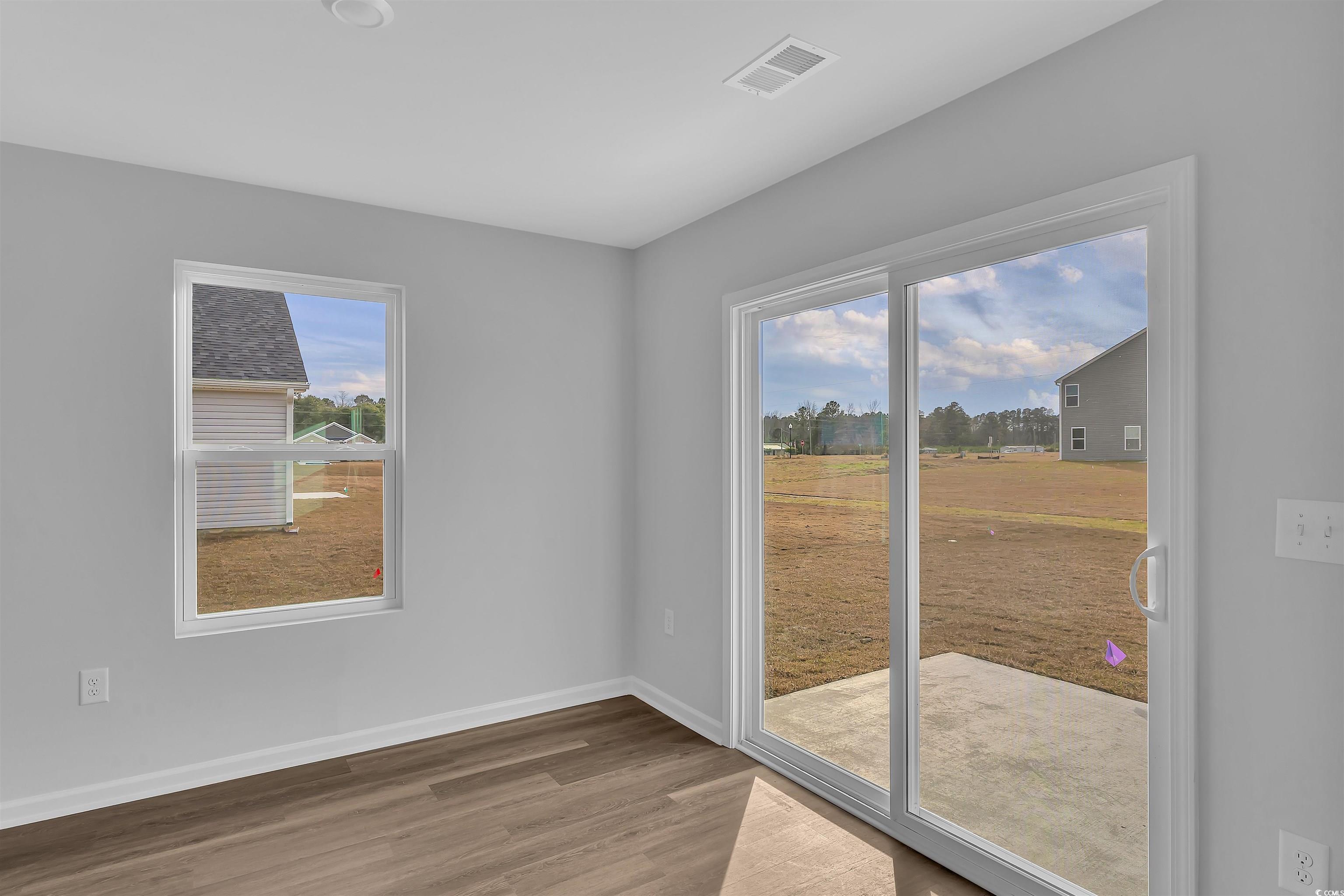 566 Wilbur Road Conway, SC 29527 - Photo 8 of 26 Gallery Image 8