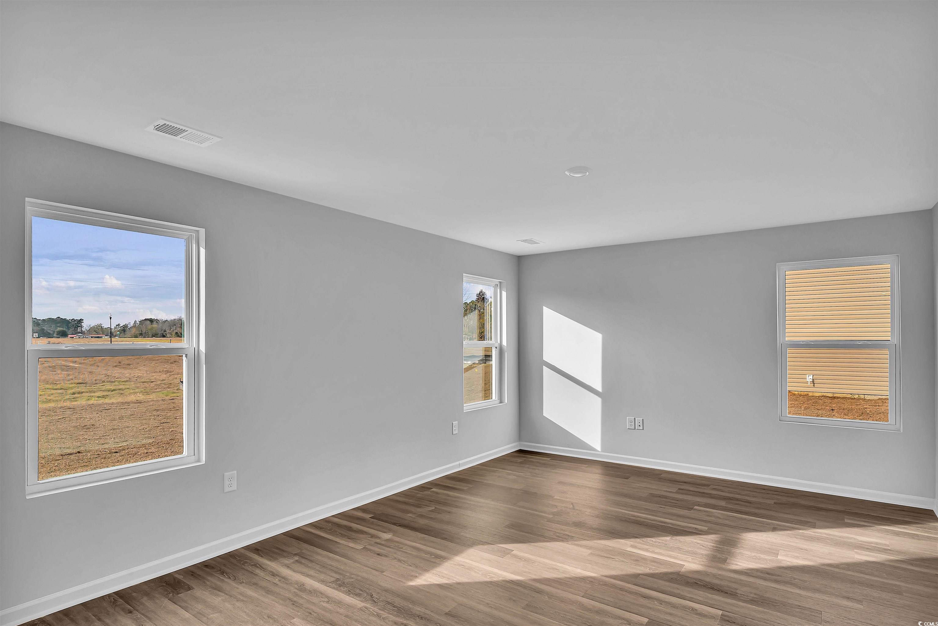 566 Wilbur Road Conway, SC 29527 - Photo 9 of 26 Gallery Image 9