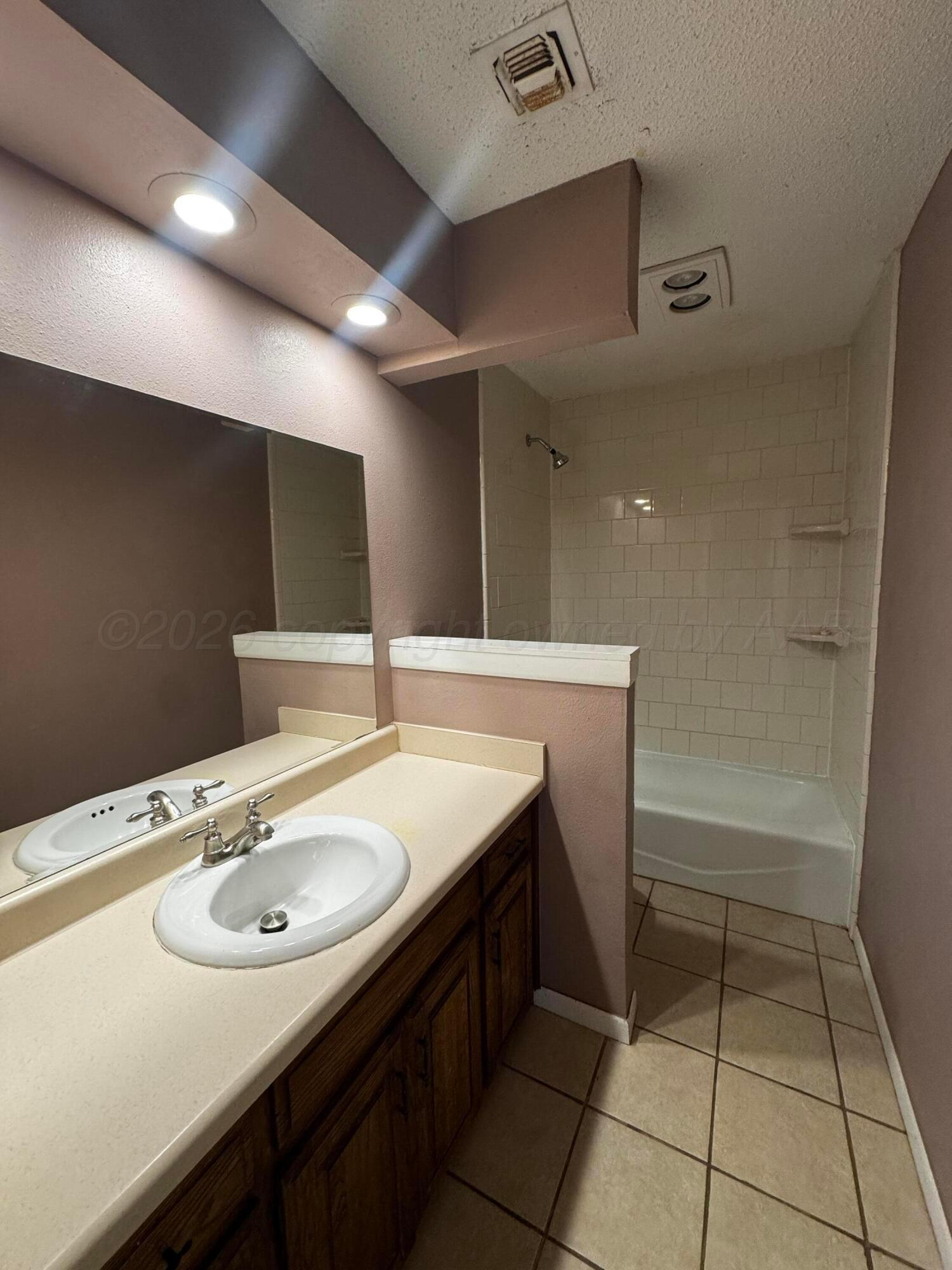 6826 Rochelle Lane Amarillo, TX 79109 - Photo 10 of 18 IMG_1021