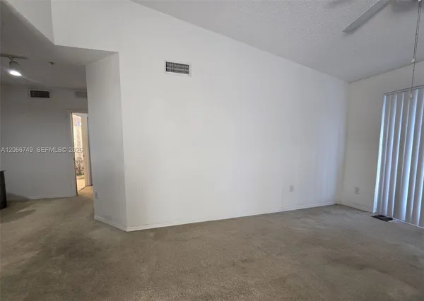 $1,925 | 2301 West Preserve Way, Unit 302, Miramar, FL 33025