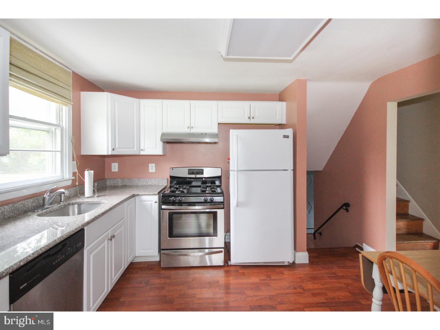 405 Cambridge Road Brookhaven, PA 19015 - Photo 7 of 21 Gallery Image 7