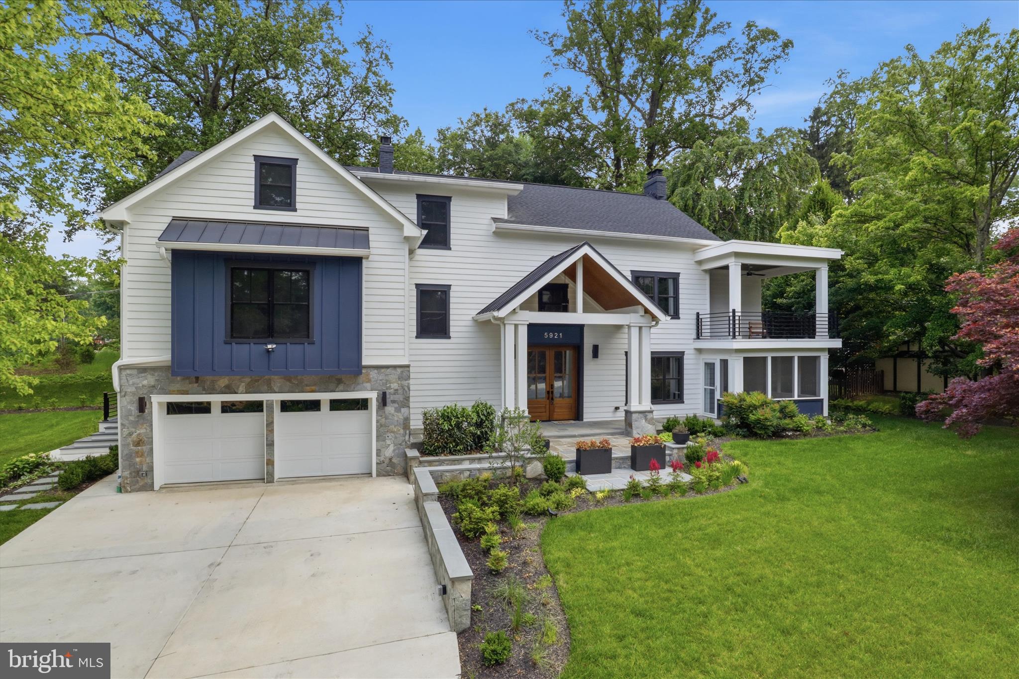 5921 Chesterbrook Road McLean, VA 22101 - Photo 4 of 87
